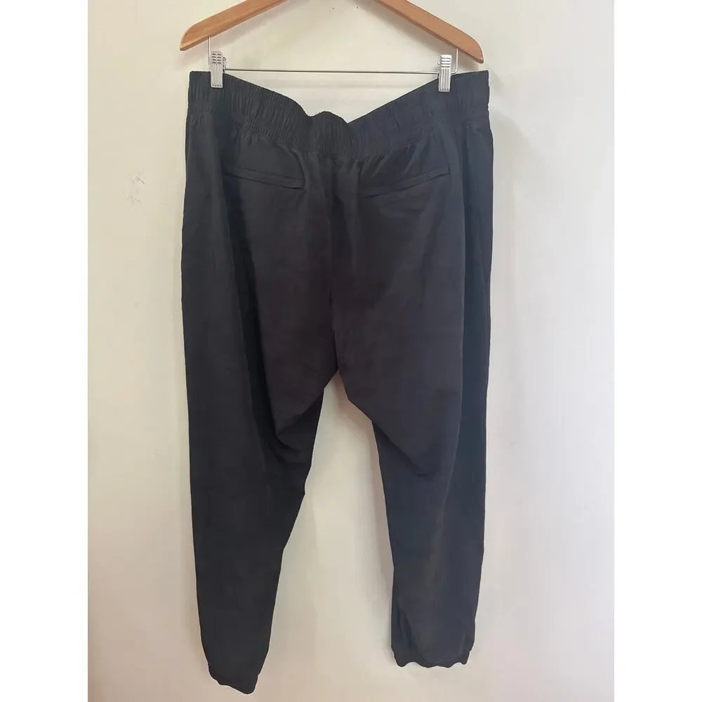 Athleta Brooklyn Joggers Ankle Black Camo Size 20 Athleisure Comfort Travel - Picture 4 of 6